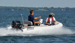 Gala a330q aquahelm tender in fahrt 2