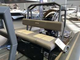 festrumpfschlauchboot-brig-navigato22-hecksitzbank