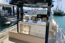 Capelli tempest te50 luxury wetbar t top