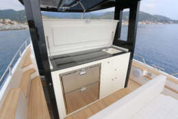 Capelli tempest te50 luxury wetbar