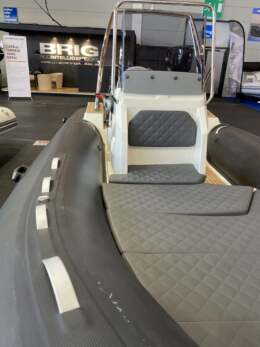 Capelli rib boot tempest t570