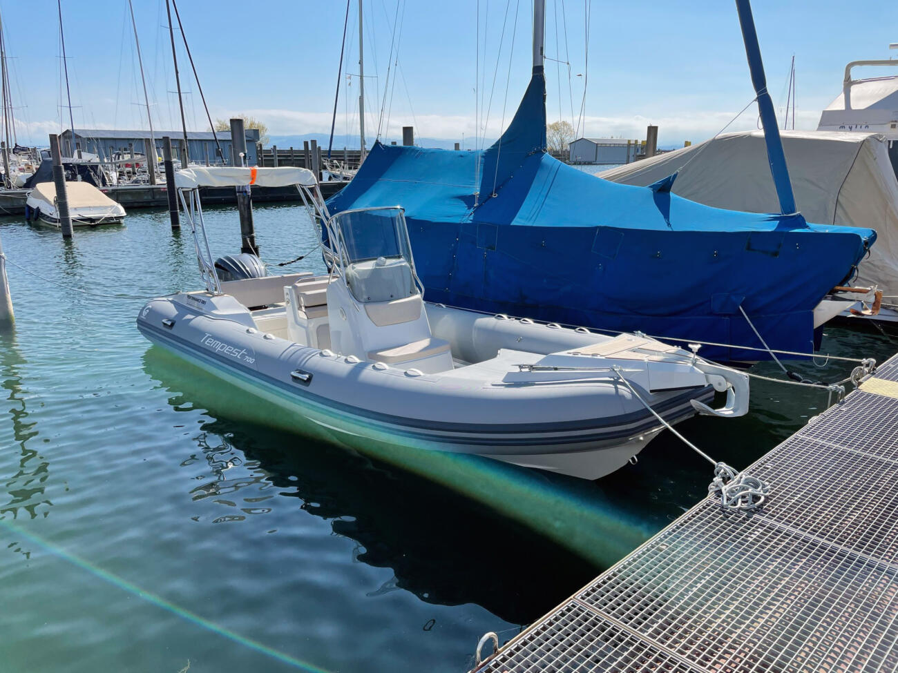 Capelli tempest te 700 hafen interboot