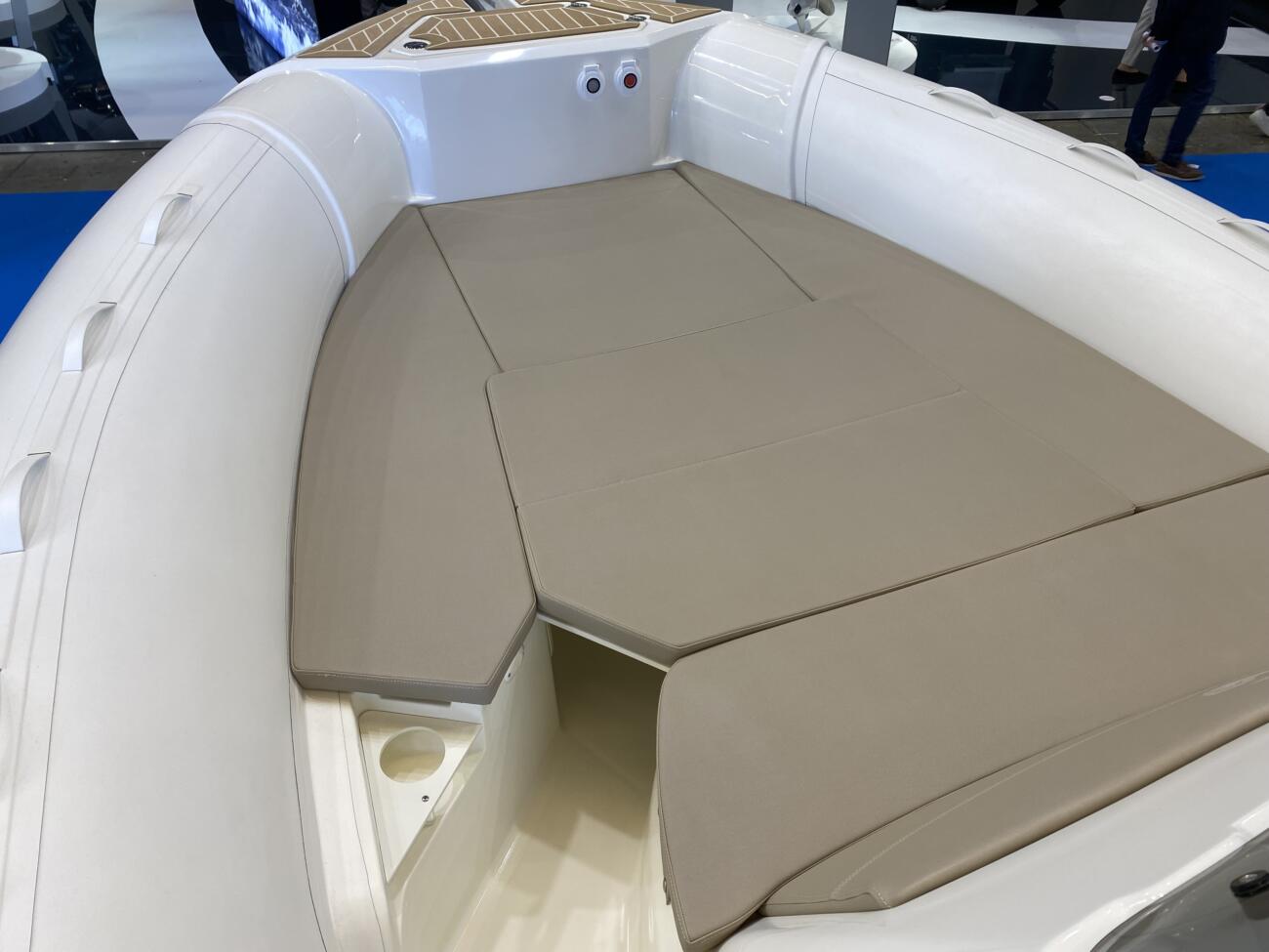 Capelli tempest te800 sonnenliege bug