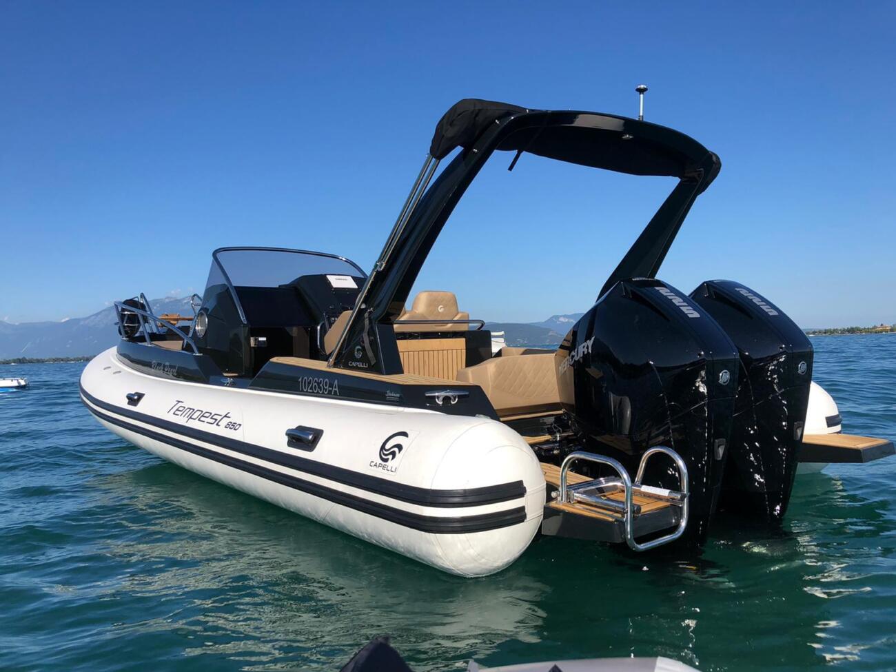 Capelli rib tempest te850wa black edition gardasee heckansicht